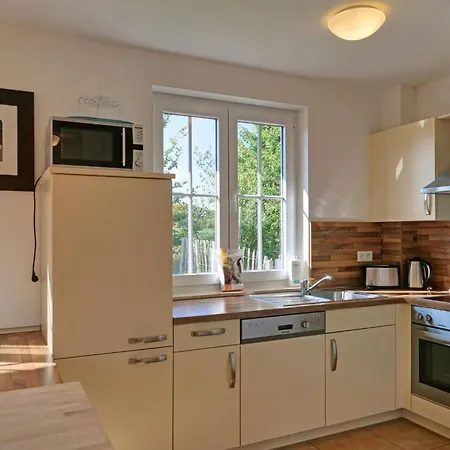 Reethaus Schwan Mit Grossem Grundstueck By Interhome * Beckerwitz
